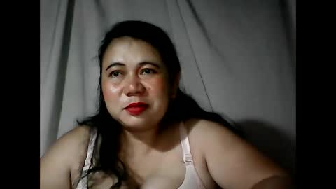 pinaymama12345 online show from October 25, 11:33 pm