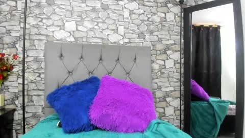 pink_lemonade7 online show from January 8, 8:13 pm