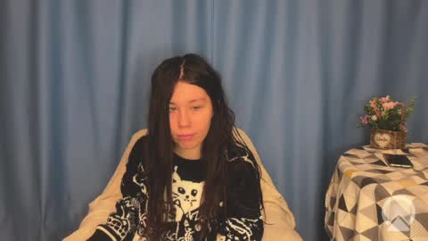 Pikachu pika online show from April 14, 8:42 pm