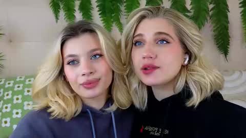 Adele online show from October 14, 9:23 am