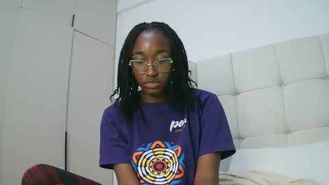 PinkyAura online show from February 15, 10:53 pm