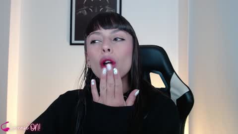 Emily online show from December 14, 11:18 am