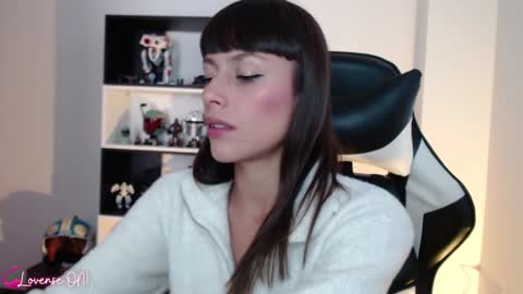 Emily online show from January 30, 9:36 pm