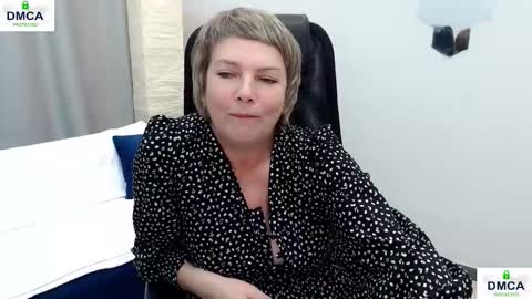 Bella online show from October 17, 8:28 am