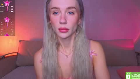 Emmy cheekslap and Edward online show from December 23, 10:30 am