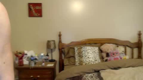 playfulkitten17 online show from July 25, 3:19 pm