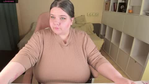 Alice online show from April 26, 9:12 pm