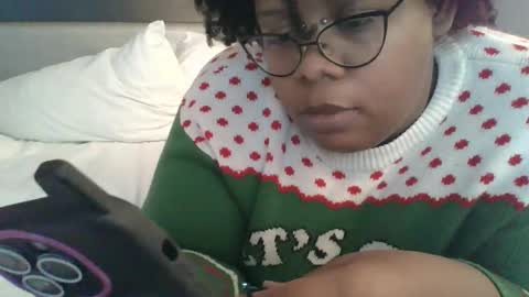 Plushbunny420 online show from December 24, 3:26 pm