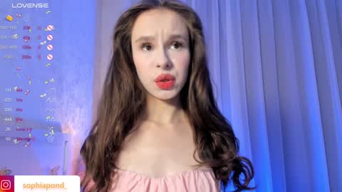 Sophie online show from February 7, 1:53 pm