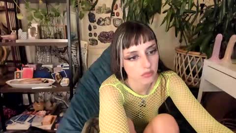 Goddess Pluto online show from October 26, 9:21 pm