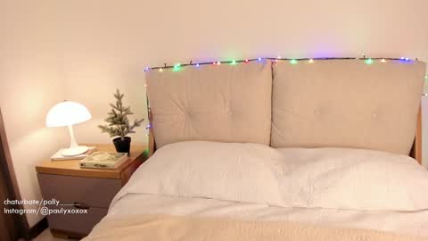 Polly online show from December 26, 12:57 am