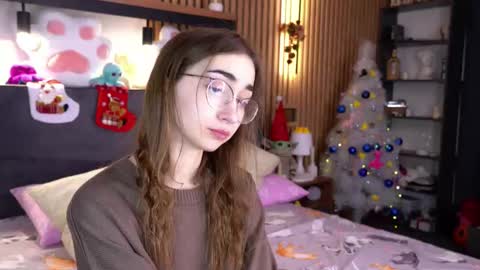 Polly online show from November 30, 8:18 am