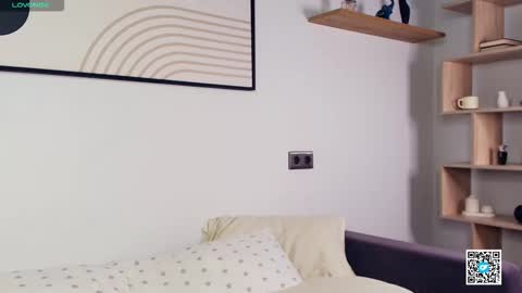 Polly online show from September 25, 10:47 am