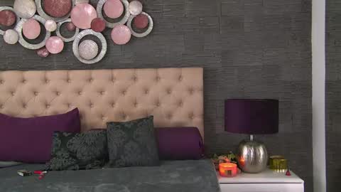 polly_curiouss online show from May 18, 3:51 pm