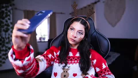  - Help me Reach 100 thumbs up  online show from December 23, 6:16 pm