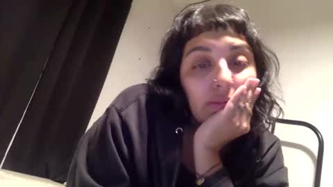 polymamii online show from April 6, 6:36 am