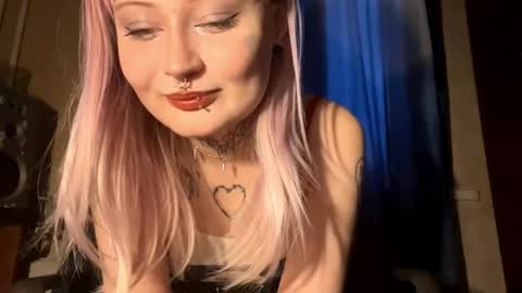 Sia online show from April 24, 1:58 pm