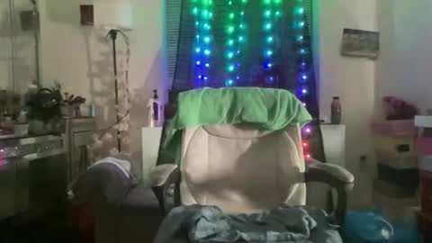 Yasmine pretty online show from March 13, 11:17 pm