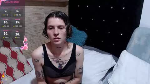 pretty_cristal22 online show from September 27, 10:17 pm