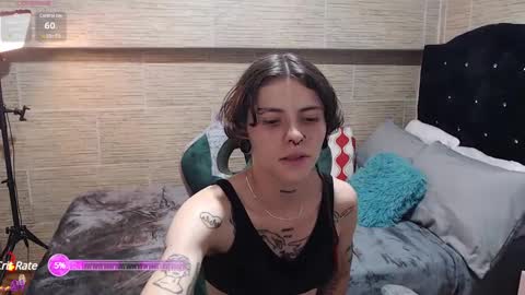 pretty_cristal22 online show from February 15, 1:10 am