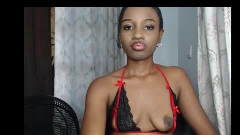 Pretty ebonygirl2 online show from February 5, 12:30 pm