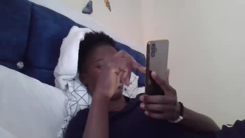 pretty_petite_ebony online show from October 18, 8:06 am