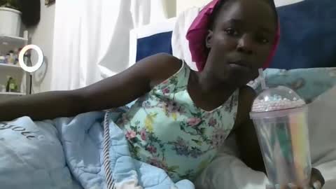 pretty_petite_ebony online show from September 13, 7:55 pm