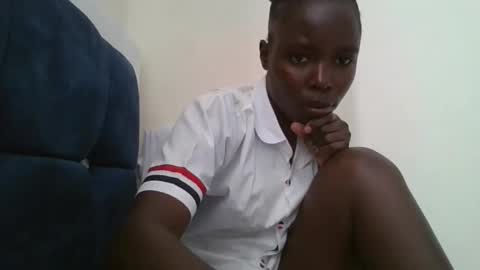 pretty_petite_ebony online show from October 15, 12:30 pm