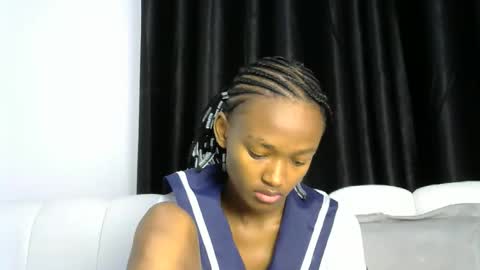 Pretty doll online show from May 27, 1:57 am