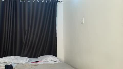 pretty_sexxxy online show from April 29, 8:14 pm
