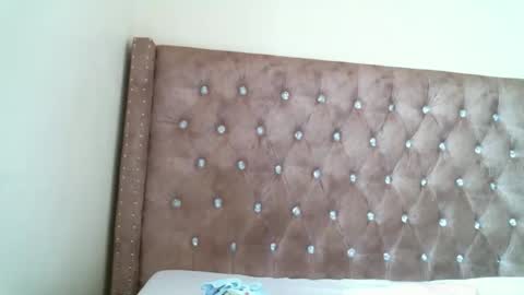 zii online show from September 24, 8:24 am