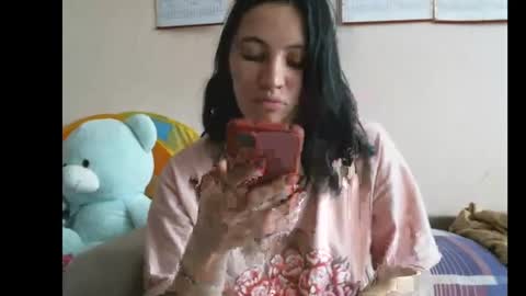 Bella online show from February 14, 9:45 am