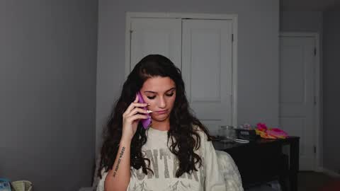 prettygirllltorii online show from March 28, 11:14 pm