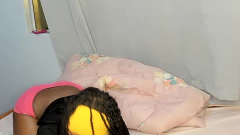 prettyley online show from July 25, 6:37 pm