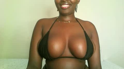 prettyvishy online show from February 23, 8:58 am