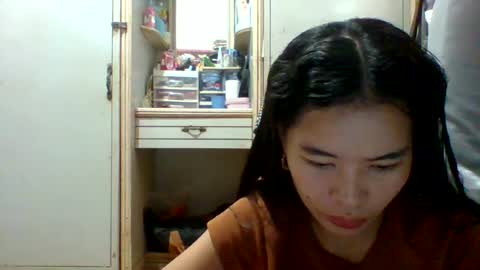 prety784828 online show from August 1, 2:57 am
