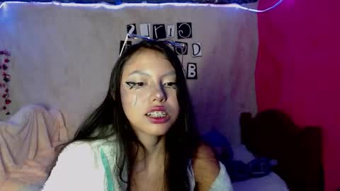  Elia  online show from October 31, 2:13 am