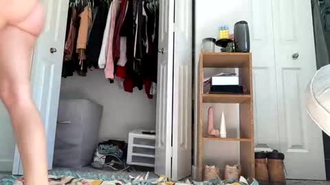 Sable online show from October 16, 5:48 pm