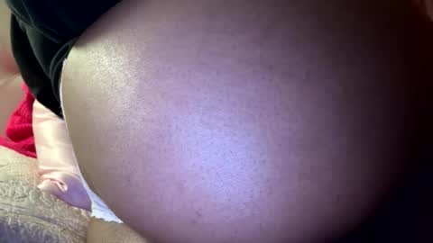 princessbellawella online show from March 27, 2:24 am