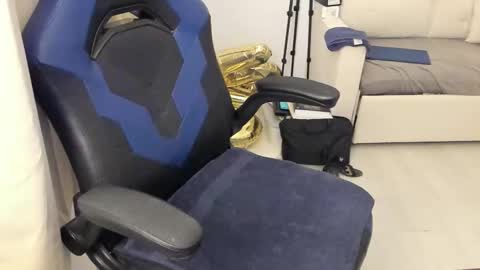 miss me check out my YT   online show from September 27, 6:31 am