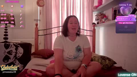 Lux Alot Luxi online show from January 3, 10:09 am