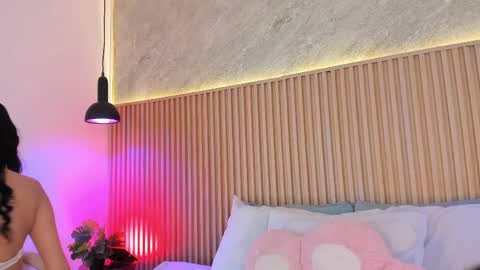 Profana Red online show from April 1, 2:25 pm