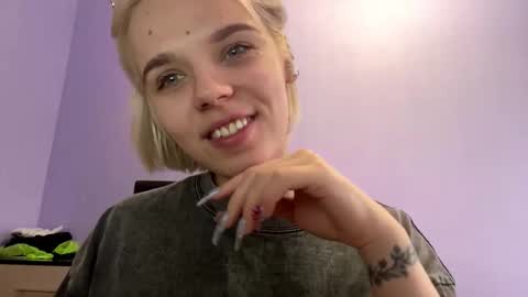 Scarlet online show from December 21, 6:17 am