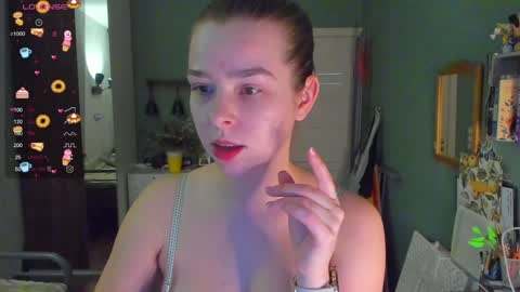 Polly online show from January 26, 3:03 pm