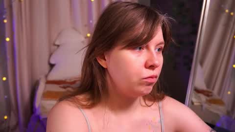 constant schedule Wednesday  Friday  Saturday  Sunday  The Rosemarie online show from February 6, 5:44 am