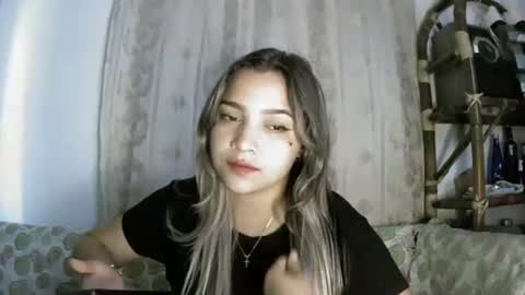Lizzy online show from April 30, 6:07 am