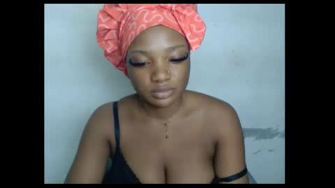 pussyxwetx online show from May 27, 3:14 am