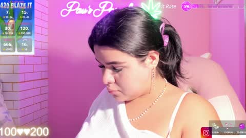 Pau online show from December 11, 8:39 pm