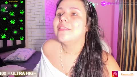 Pau online show from January 25, 7:05 pm