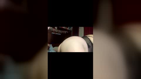 Bigtitanalslut online show from April 17, 2:35 am